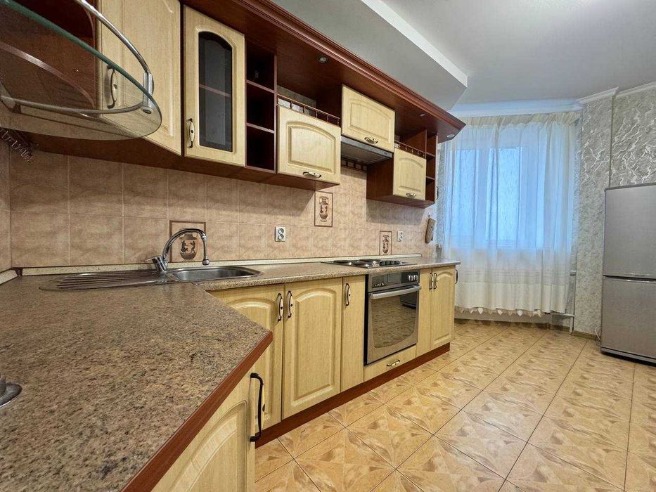Без% Продаж квартири Чабани Центр 50м2