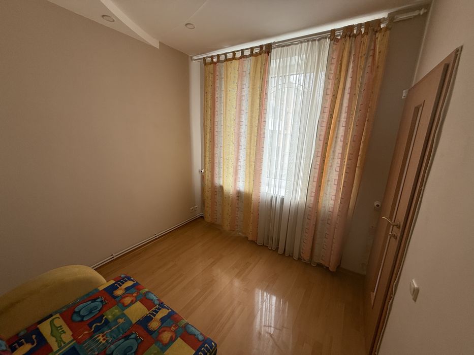 Квартира Соборності 76!Мебель,техніка,індивідуальне опалення +гараж