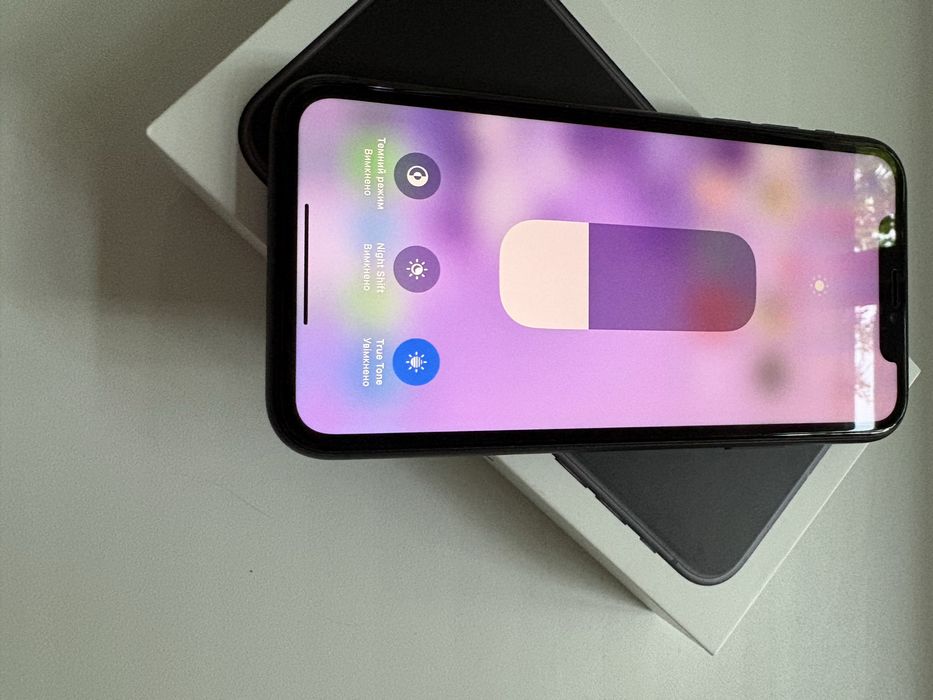 iPhone 11, 64 GB