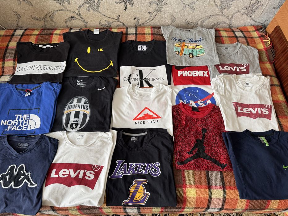 Продам футболку  Calvin Klein  Оригинал