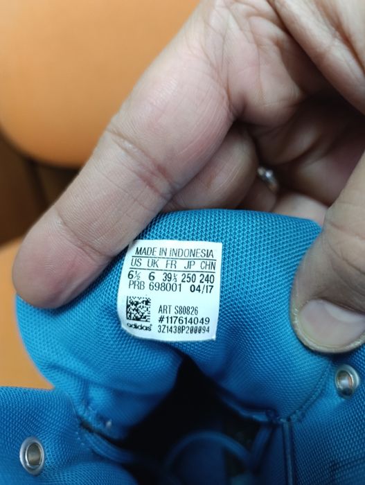 Ботинки Adidas оригинал!!