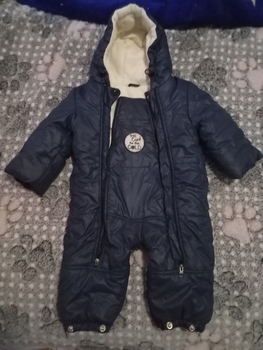 Продам зимний комбинезон для мальчика