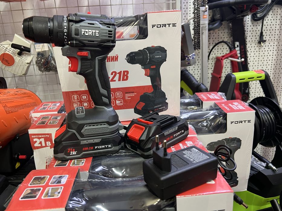 Акумуляторний шурупокрут FORTE CDR-21B