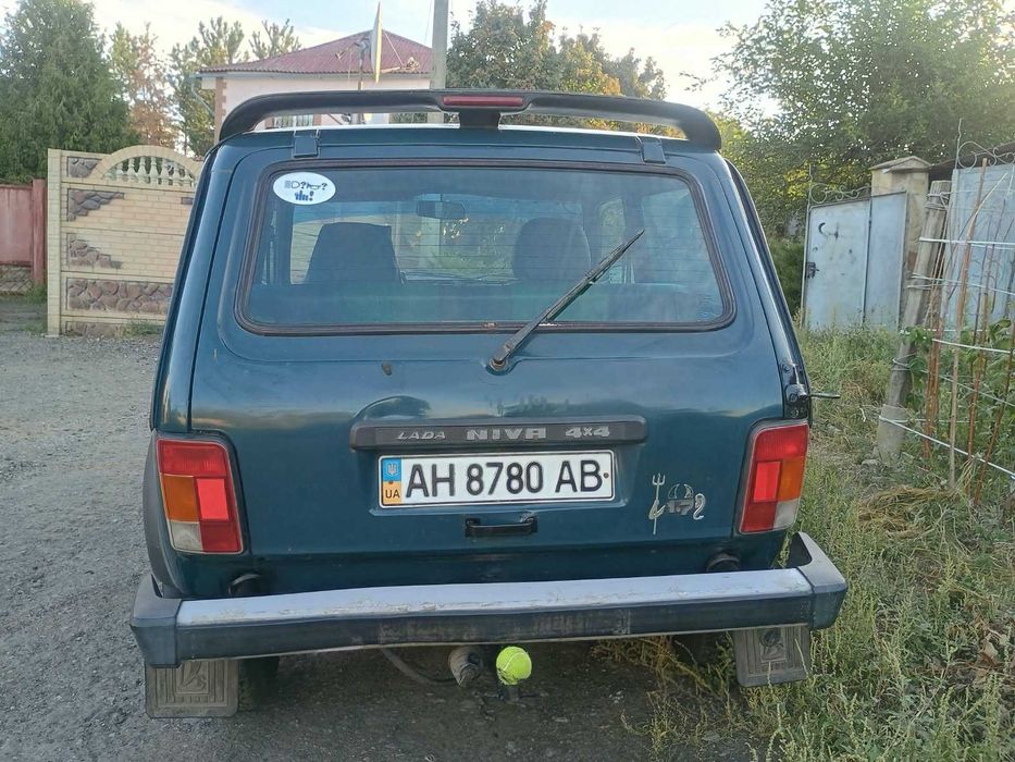 Lada Niva тайга 2002. Нива 1.7. газ,бензин.