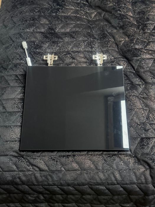 Z szafy Fronty czarny połysk