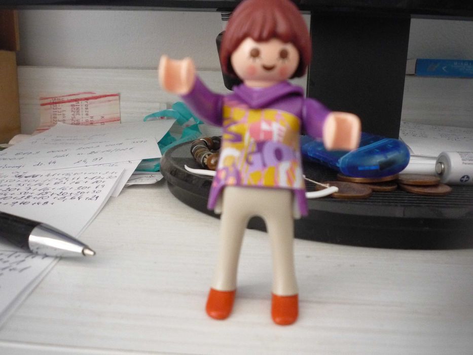 Figurka dziewczynki 7cm