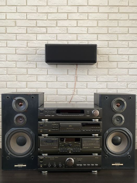 Wieża technics z pilotem