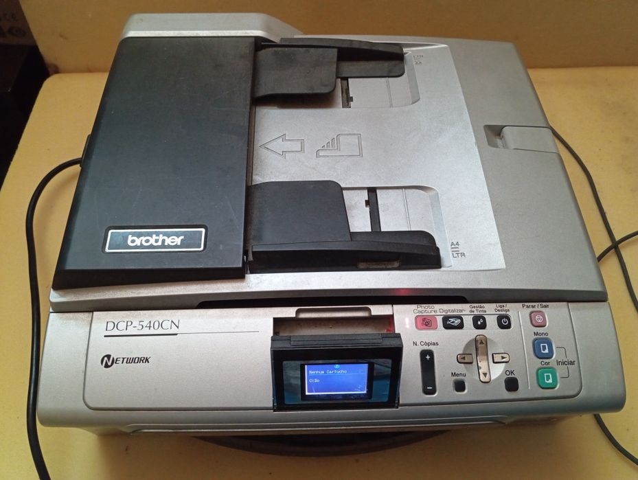 impressora multifunções a cores Brother DCP-540CN.