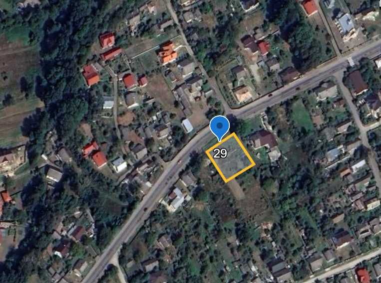 Ділянка в с.Лисець - перша лінія від траси