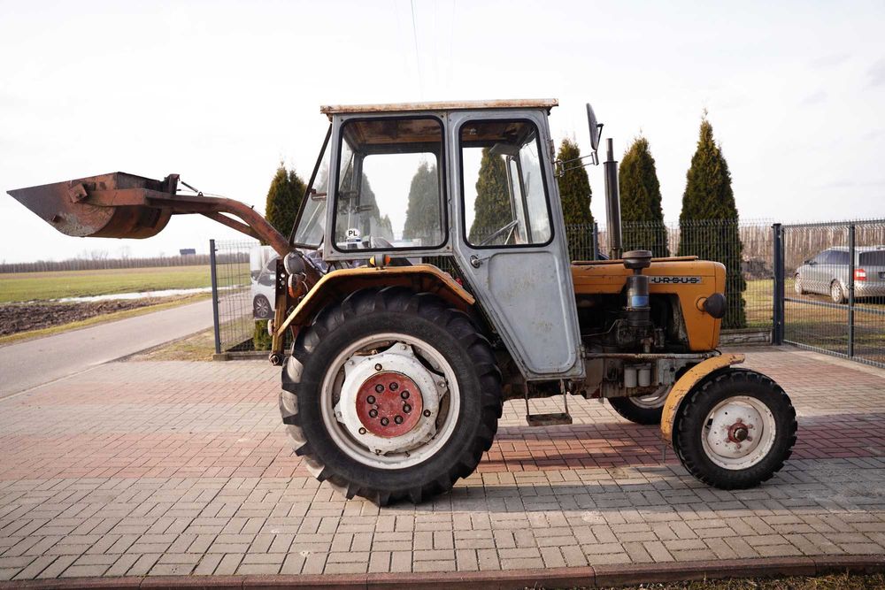 Ciągnik Ursus C330