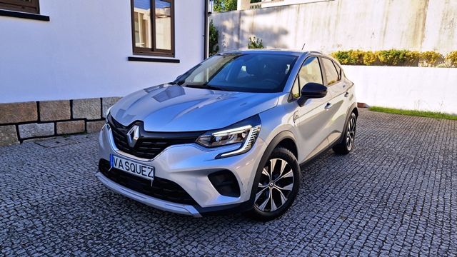 Renault Captur 1.6 E-Tech Intens