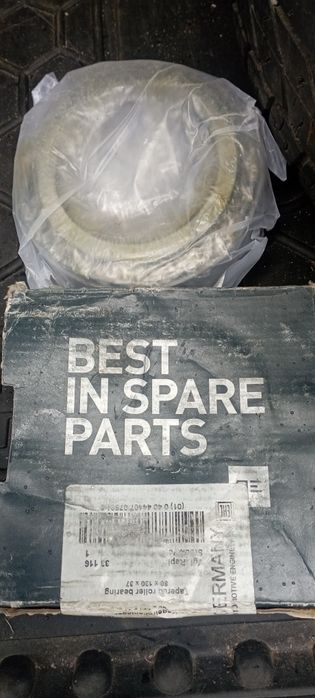 Конический роликовый подшипник (33116)