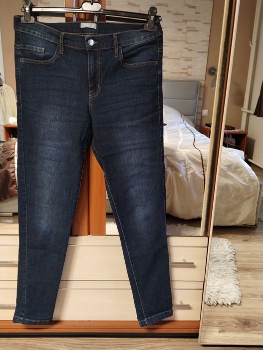 Spodnie dżinsowe r.40