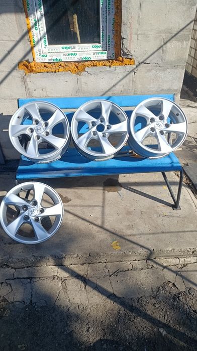 Титаны Hyundai i30 r15