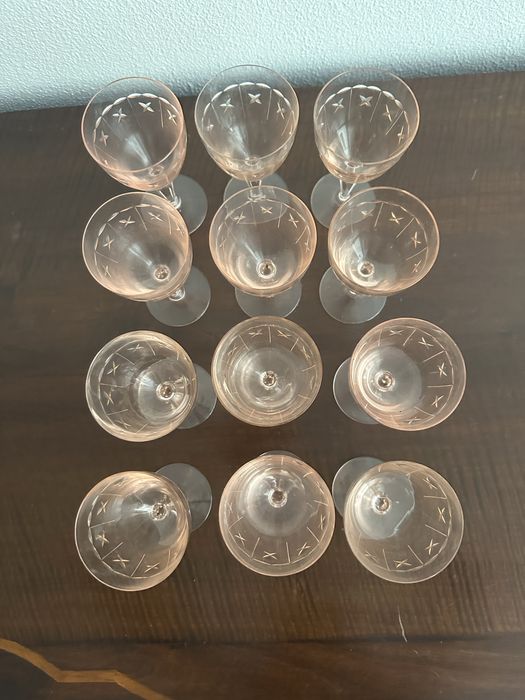 Conjunto de copos 12 peças em tom rosa