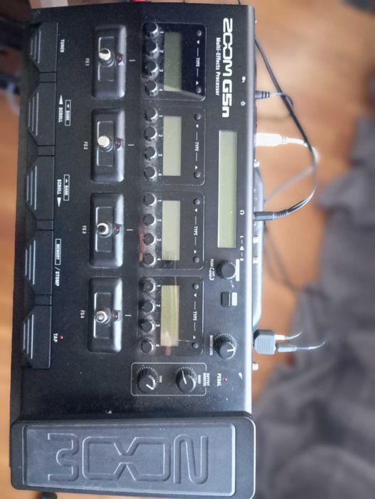 Zoom G5N Processador de Efeitos para Guitarra