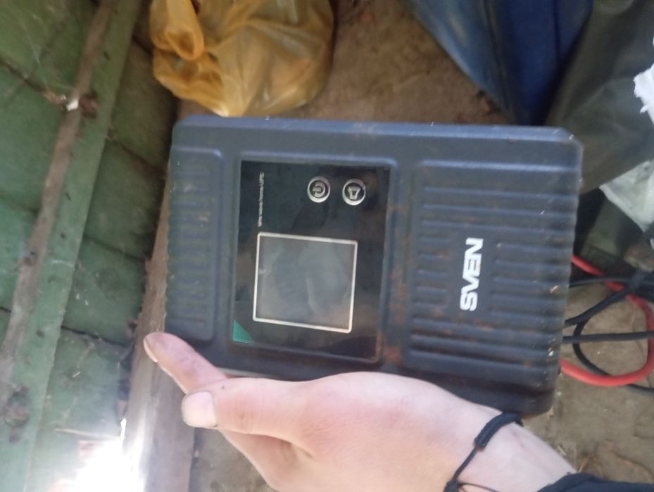 Безперебійний в робочому стані