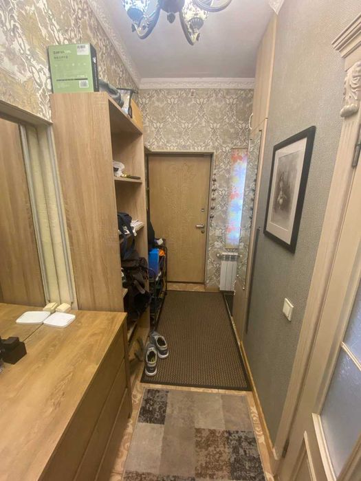 Сдам 3-комнатную квартиру в Центре г. Днепр. Евроремонт. Свой двор на 4 квартиры.