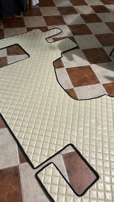 Tapete camião mercedes actros 2020 beje