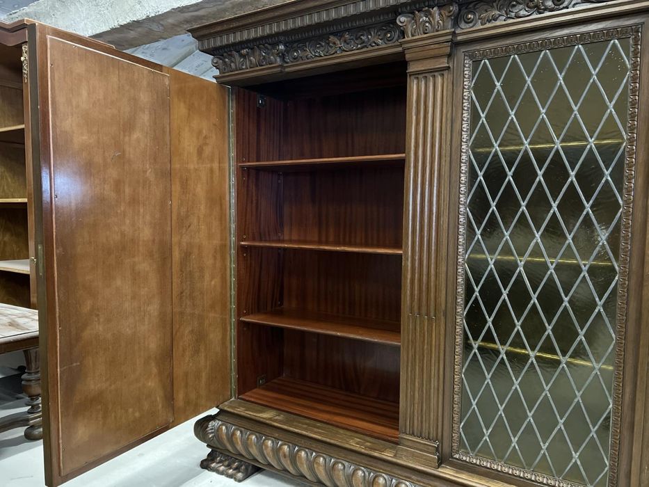 Антикварна шафа. Німеччина. 1920-ті роки.