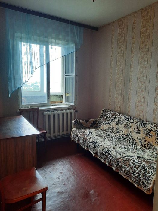 Продаж 4х кімнатної квартири.