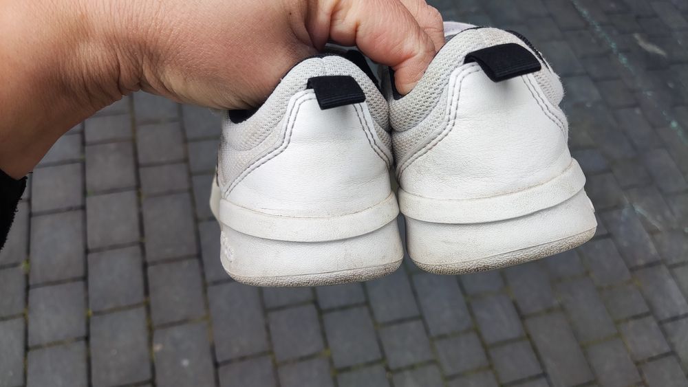 Buty sportowe adidas 32