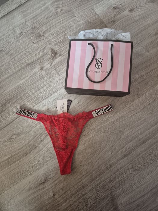 Stringi Victoria Secret