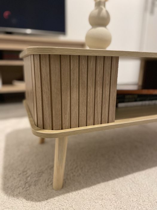 Mesa de centro (coffee table)