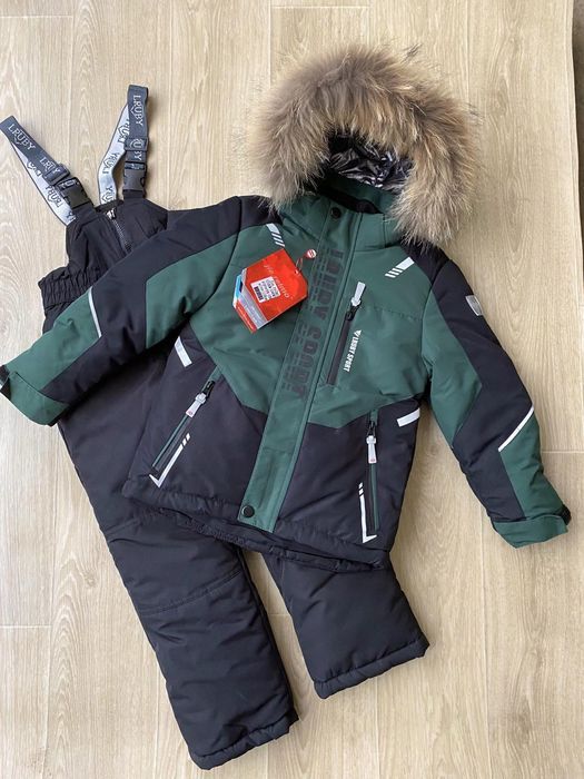 Зимний костюм, термокуртка, комбинезон на мальчика Венгрия год-8лет