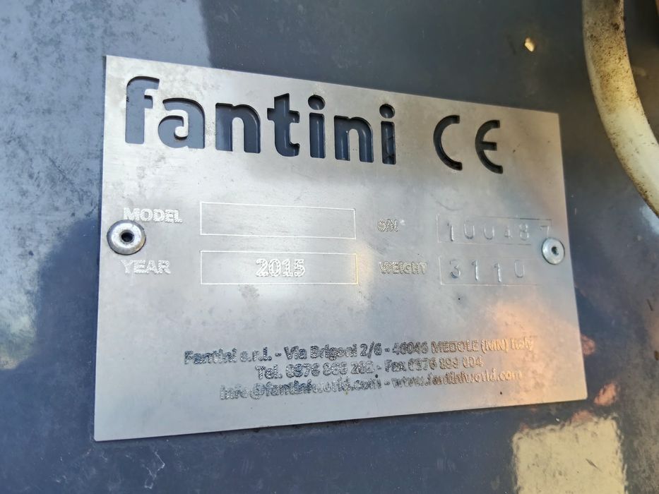 Przystawka do kukurydzy Fantini LH4, 8 rzędów, 2015