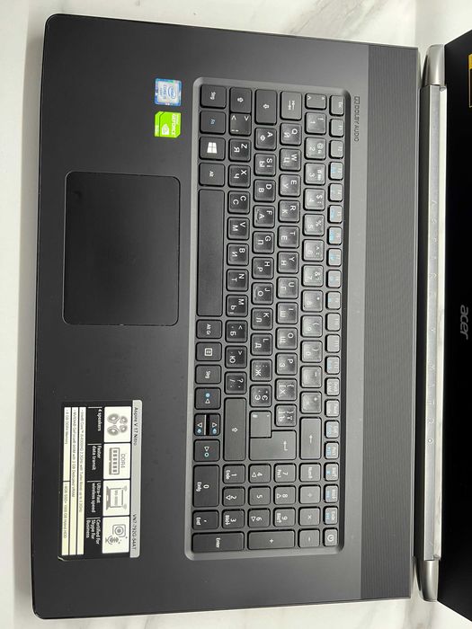 Acer Aspire V17 Nitro 17.3” Full HD /i5-6300HQ/ 8GB/SSD 256GB/GeForce 945M 2Gb