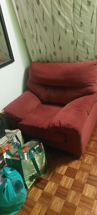 Sofá e cadeirão, conjunto