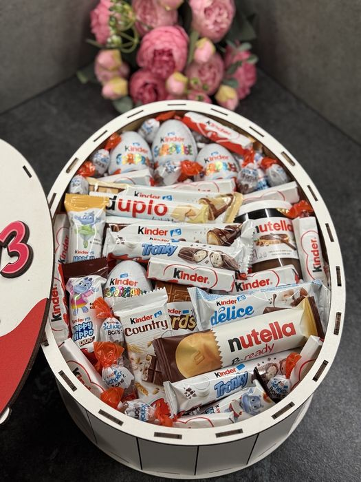 Кіндер бокс Kinder Milka бокс Дитячий подарунок Набір Корпоративний