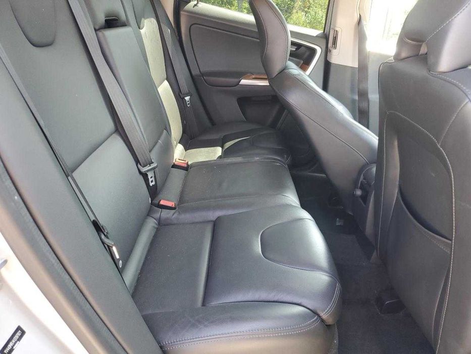 2017 Volvo XC60 T6 INSCRIPTION