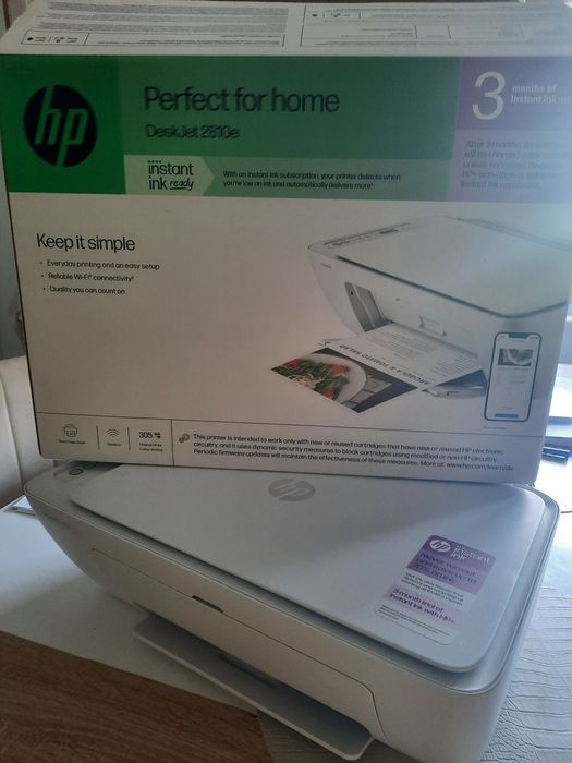 Prawie nowa drukarką  hp,bez tuszu,cena zawiera mój koszt orzesyłki