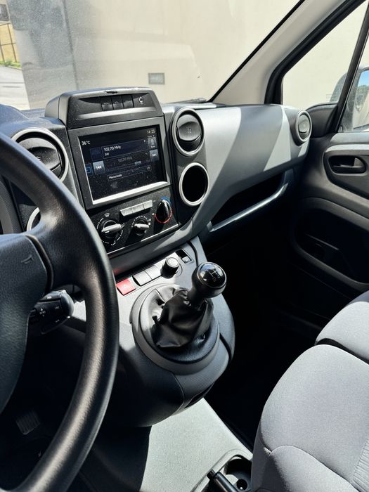 Peugeot Partner 1.6 HDi Diesel – 2016 – Long – 3 Lugares