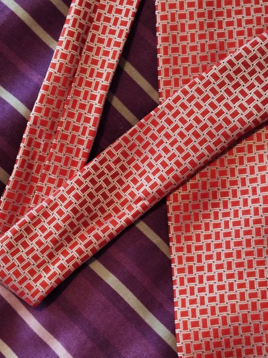 Czerwony we wzór kratka krawat Metamorfosi