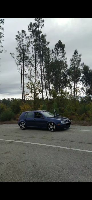 Vendo Golf 1.6 ano 2001