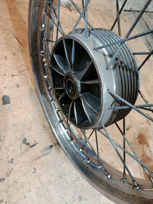 Колесо Jawa 350 r18