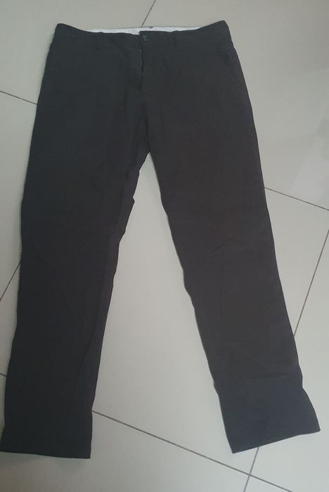 Czarne męskie proste spodnie Pull&Bear 32/32
