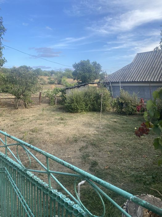 Продам дом в с. Любомирка Подільського р-на.