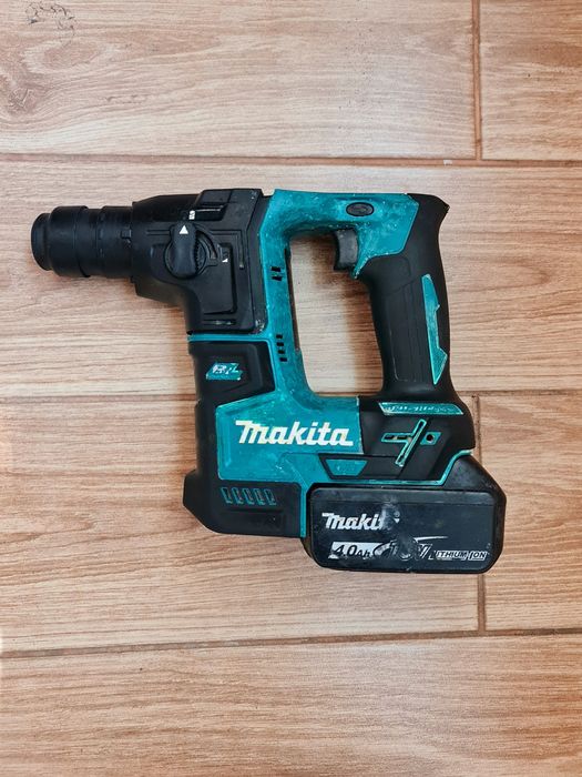 Дюбельний Перфоратор MAKITA dhr171 з акмулятором 5Аг