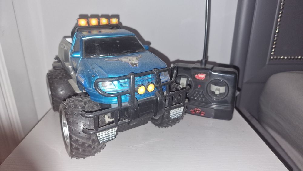 Samochód elektryczny na prezent