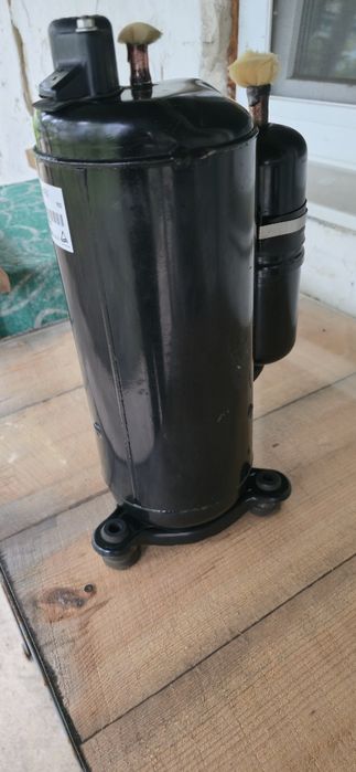 Компрессор для  кондиционера TOSHIBA