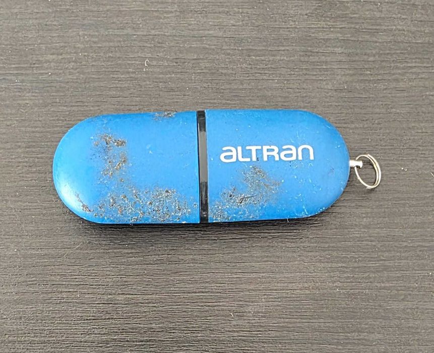 Pens of Various Sizes64551388336385123