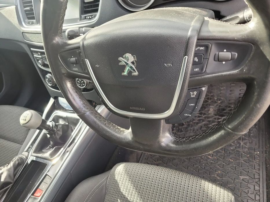 Peugeot 508 SW 2015