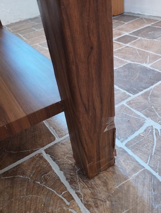 Столик журнальний