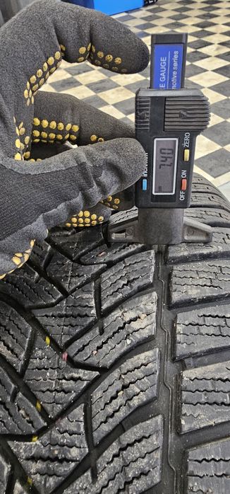 2szt Dunlop Winter Sport  225/45/17