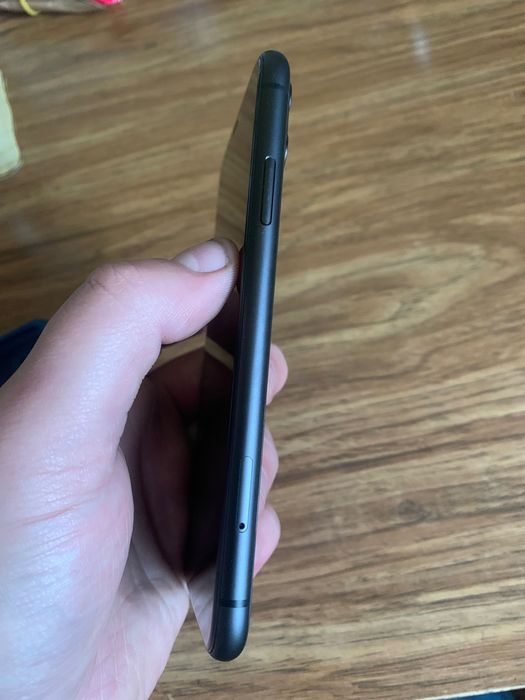 iPhone 11 Black 128Гб состояние отличное 88% АКБ