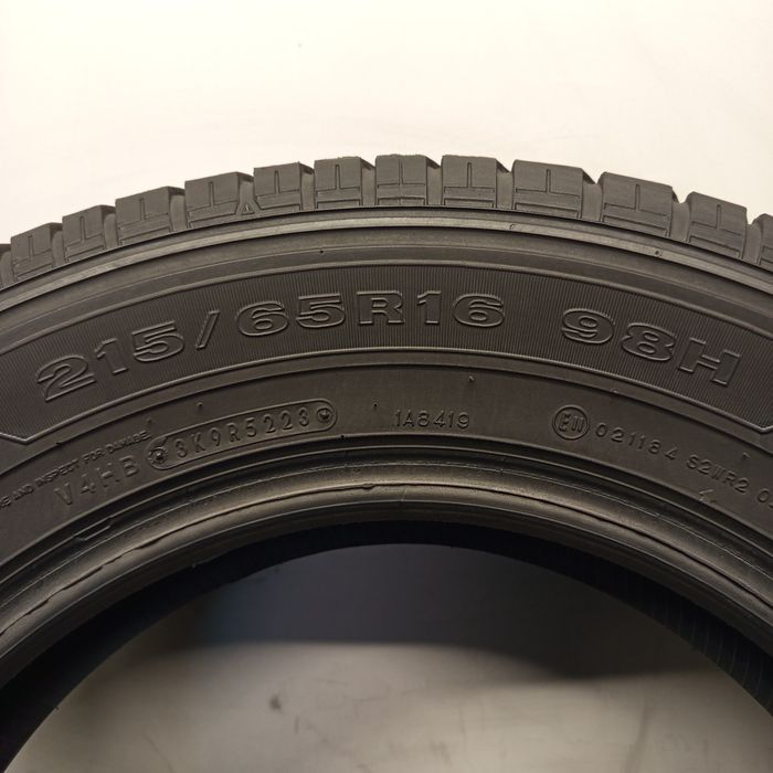 215/65R16 Dunlop ST20 Grandtrek